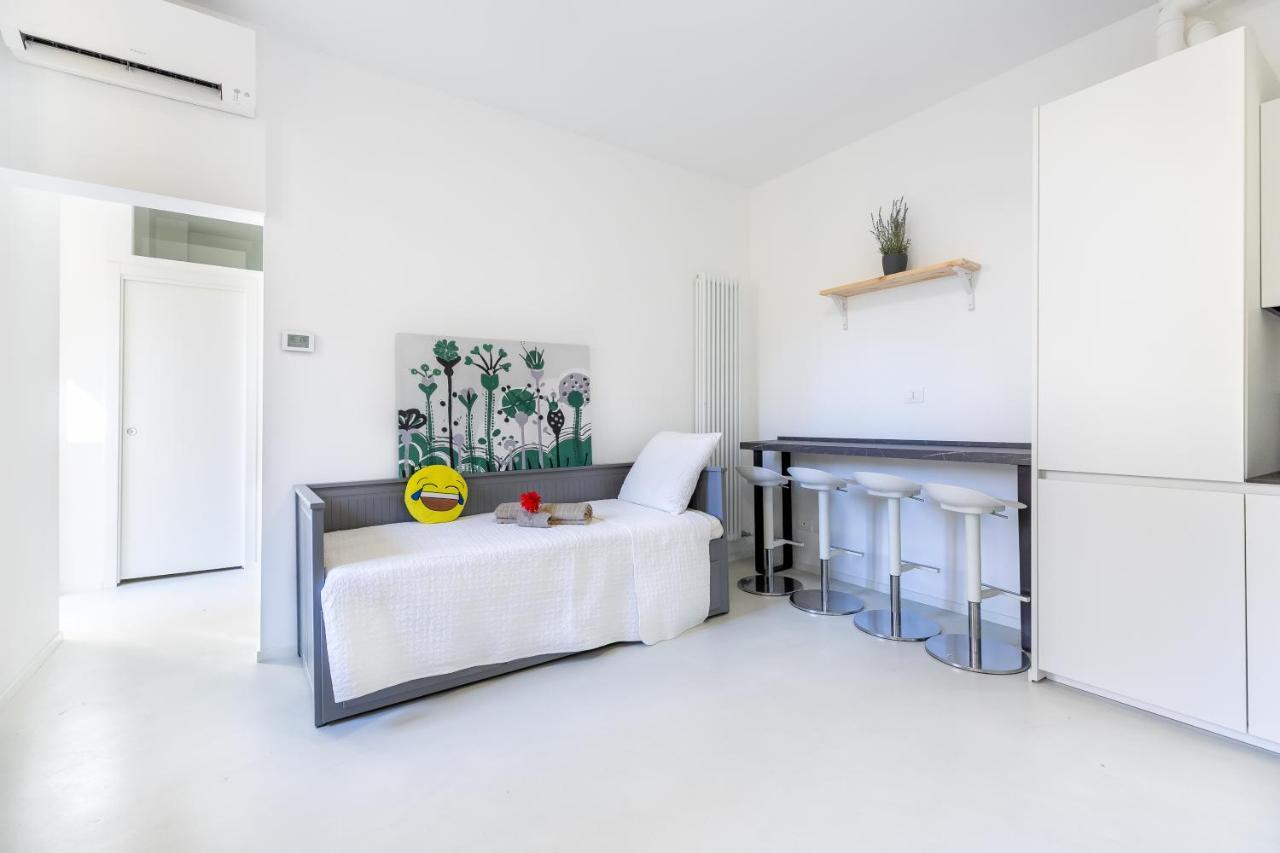 Alessia'S Flat - Sarpi 4 Apartment Milan Bagian luar foto